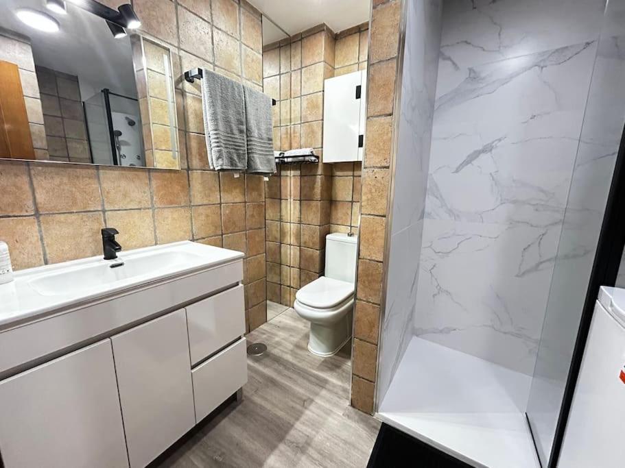 Apartamento Amueblado En El Centro De 马德里 外观 照片