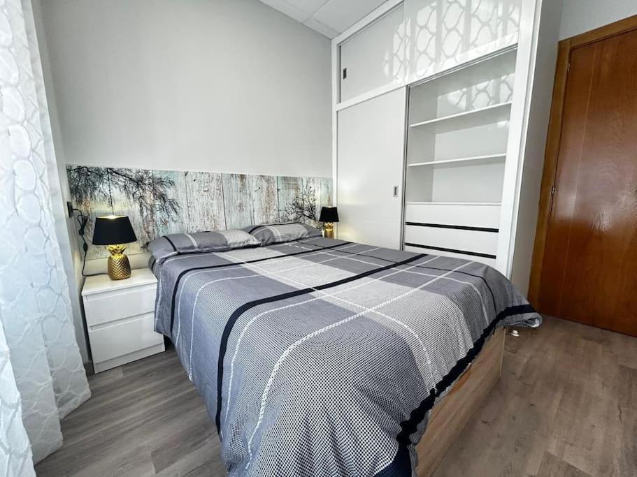 Apartamento Amueblado En El Centro De 马德里 外观 照片